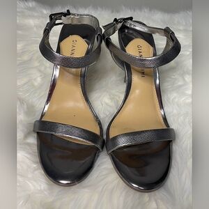 Gianni Binin Metalic Sivet strapped heels 🤍